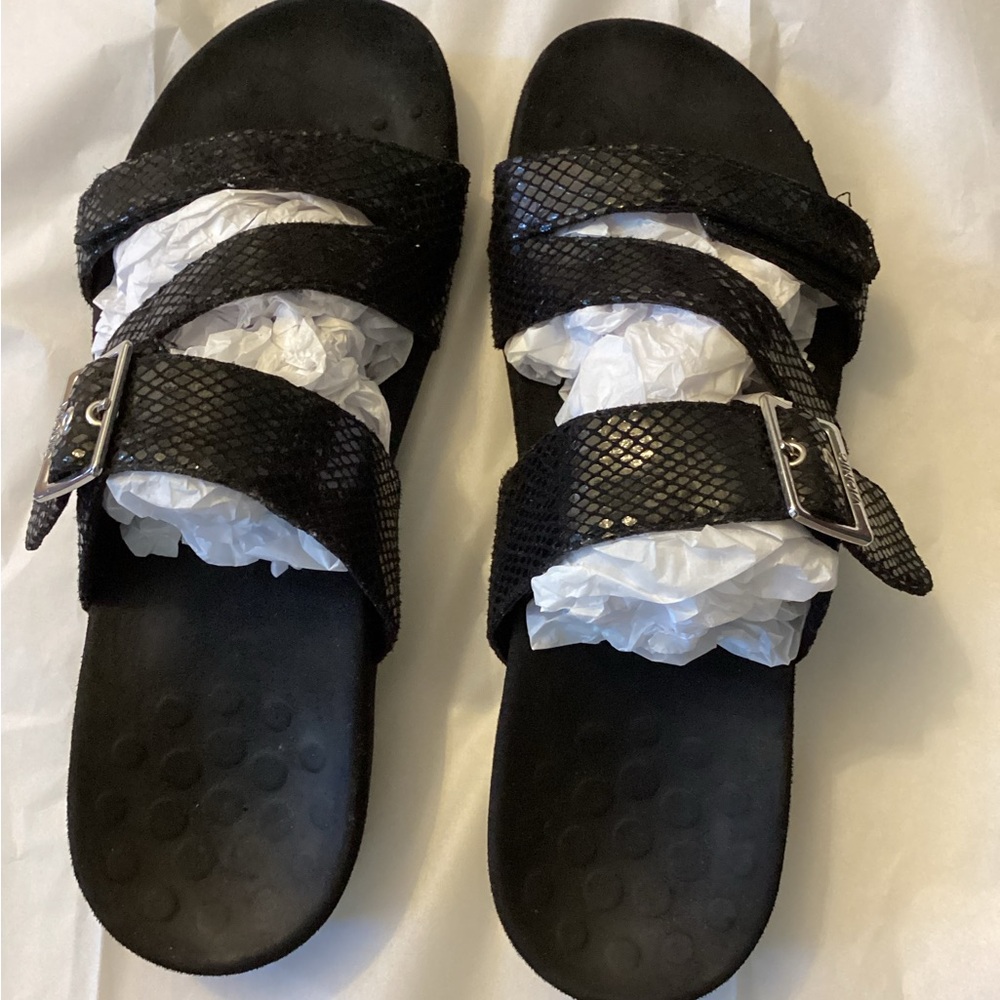 VIONIC Buckle Slide Sandals